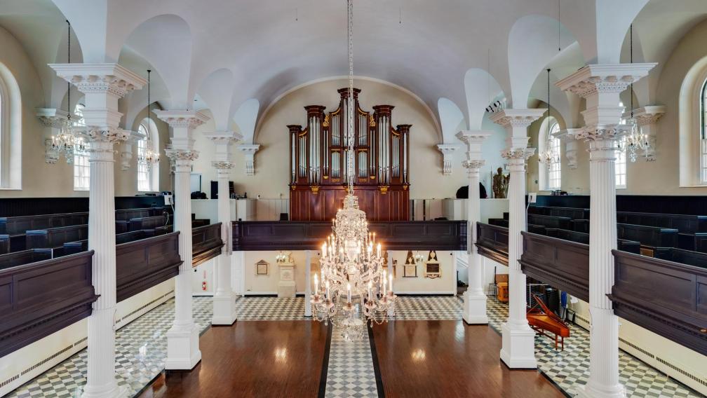 Internal St. Paul's Chapel image with organ loft