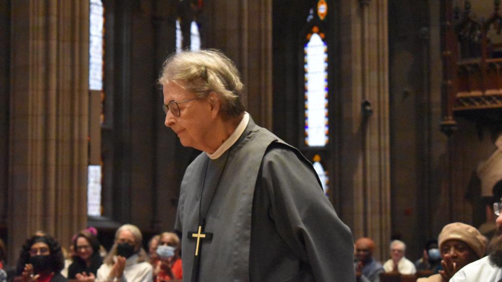 Sister Ann Whittaker receives applause at 50th anniversary Holy Eucharist