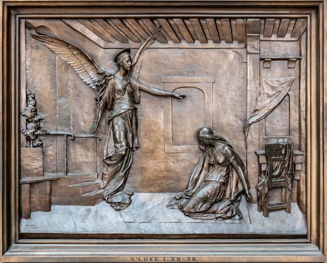 East Bronze Doors, Annunciation